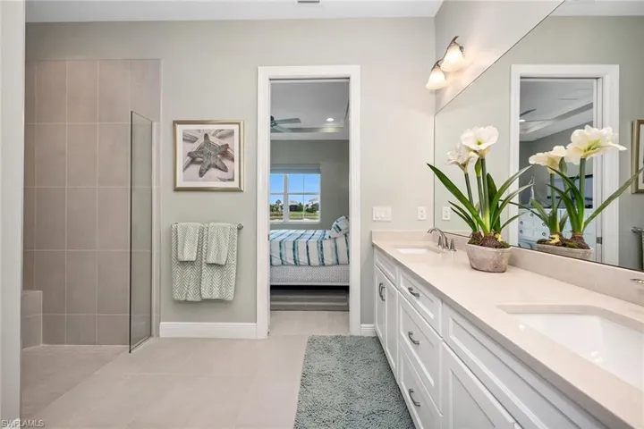 9020  Mayreau  WAY, Naples, FL 34114