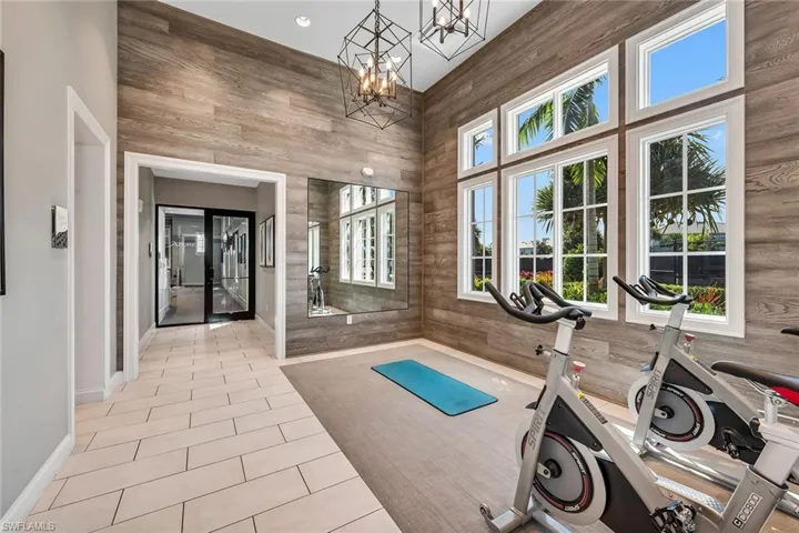 9020  Mayreau  WAY, Naples, FL 34114