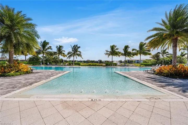 9020  Mayreau  WAY, Naples, FL 34114
