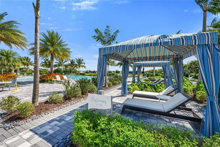 9020  Mayreau  WAY, Naples, FL 34114