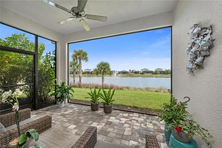 9020  Mayreau  WAY, Naples, FL 34114