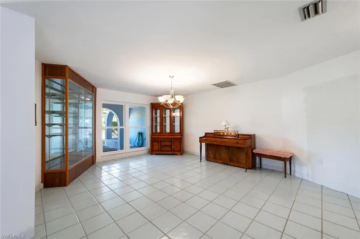 311  Broadview  DR, Fort Myers, FL 33905