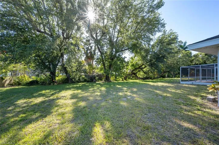 311  Broadview  DR, Fort Myers, FL 33905