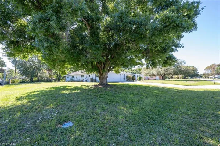 311  Broadview  DR, Fort Myers, FL 33905