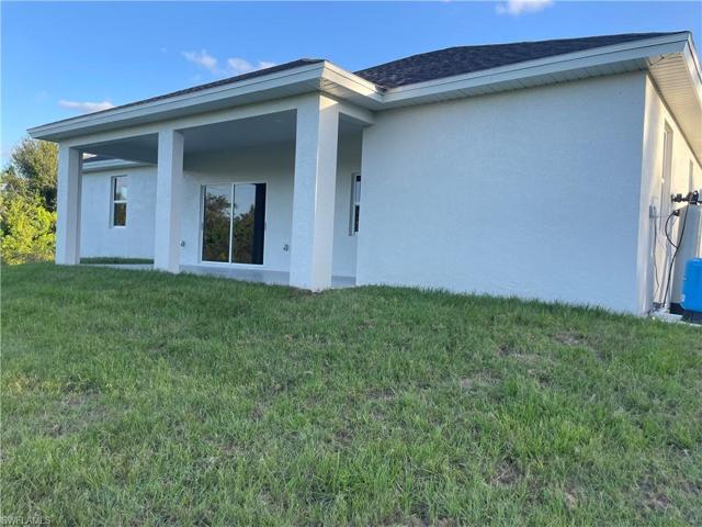 372  Butler S AVE, Lehigh Acres, FL 33974