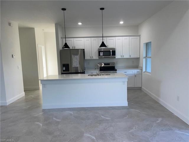 372  Butler S AVE, Lehigh Acres, FL 33974