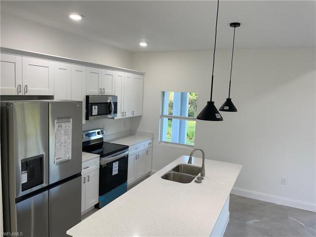 372  Butler S AVE, Lehigh Acres, FL 33974