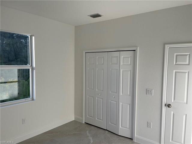 372  Butler S AVE, Lehigh Acres, FL 33974
