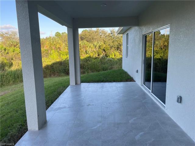 372  Butler S AVE, Lehigh Acres, FL 33974