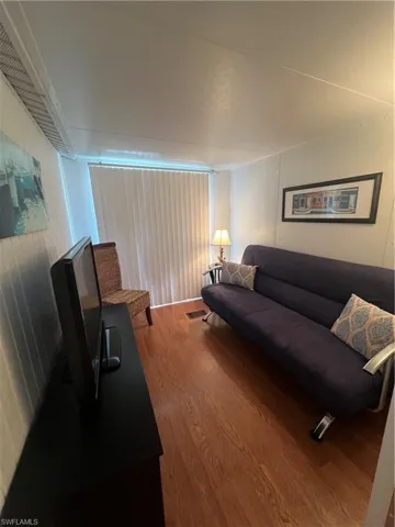 2nd Bed with Half Bath
