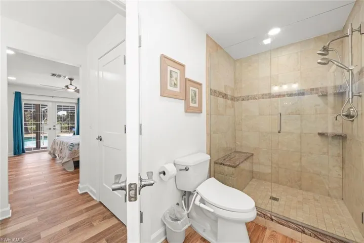 9421 Moonlight Dr, Sanibel, Florida 33957