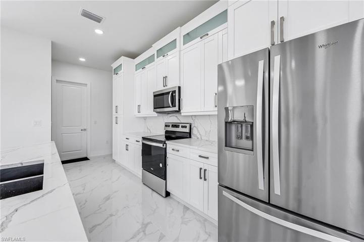 3219  43rd SW ST, Lehigh Acres, FL 33976
