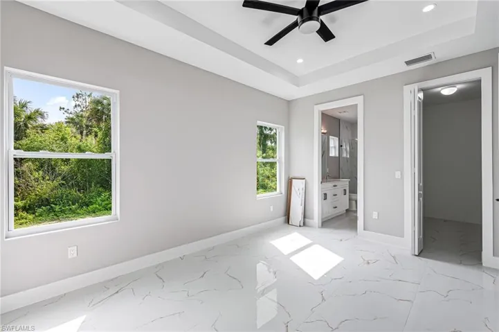 4677  20th SE AVE, Naples, FL 34117