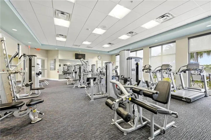 2353 Anguilla Dr 202, Naples, Florida 34120
