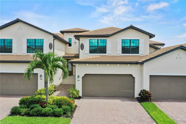 2353 Anguilla Dr 202, Naples, Florida 34120