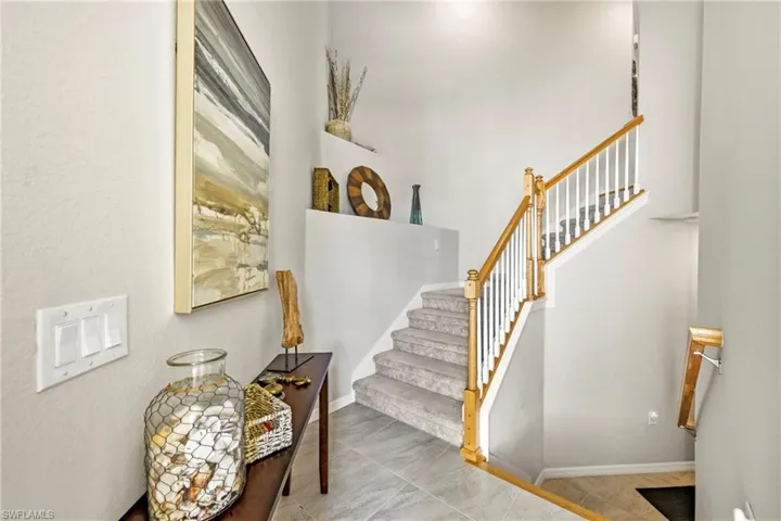 2353 Anguilla Dr 202, Naples, Florida 34120