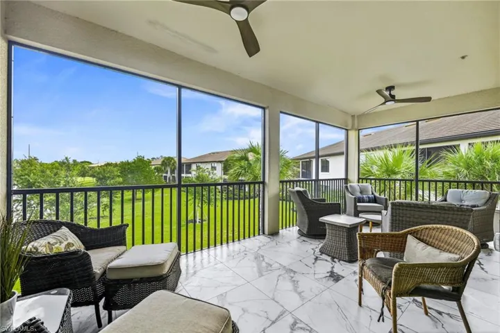 2353 Anguilla Dr 202, Naples, Florida 34120
