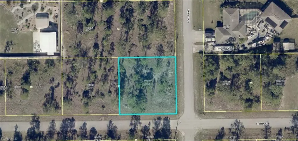 3807 3rd St, Lehigh Acres, Florida 33936