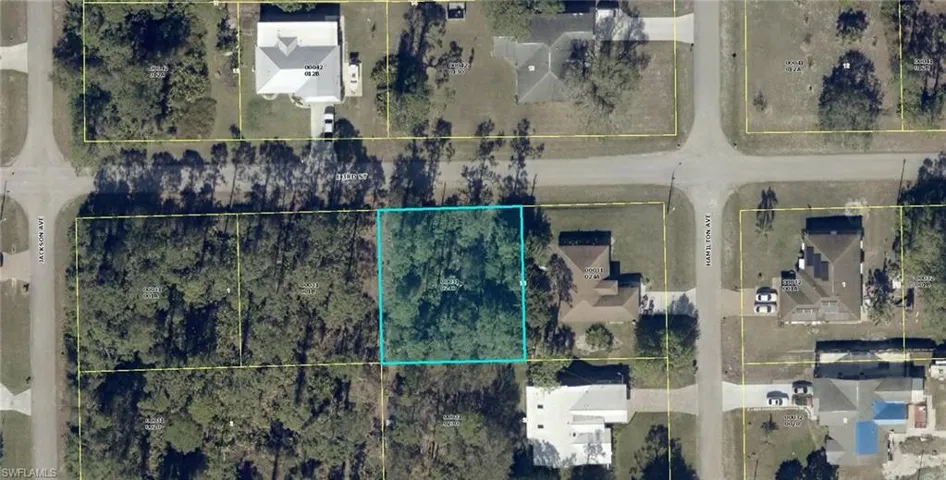 3807 3rd St, Lehigh Acres, Florida 33936
