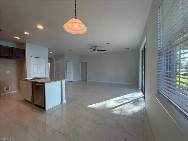 1484 Birdie Dr, Naples, Florida 34120