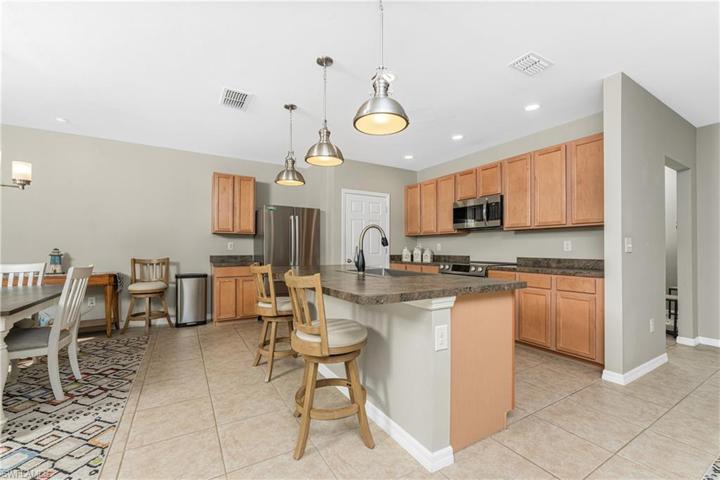 Kitchen - Select Bosch appliances