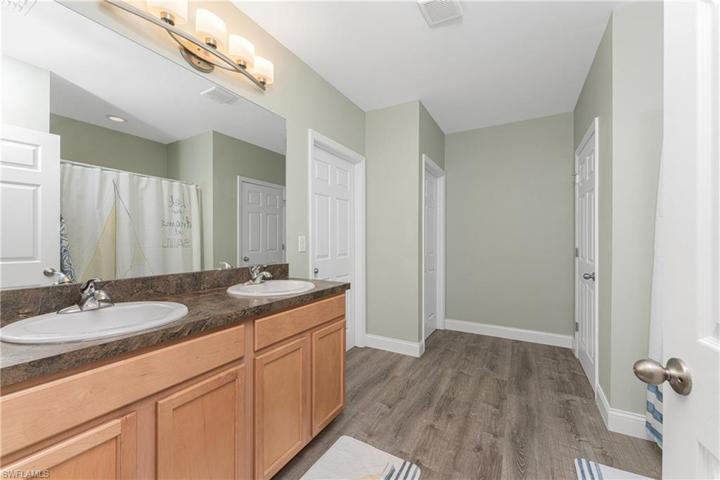 Huge Master Bathroom with oversized walk in closet