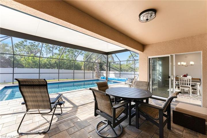 Outdoor Dining Area