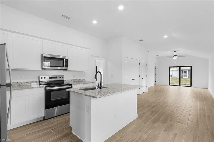 223 Nw 14th Ter, Cape Coral, Florida 33993