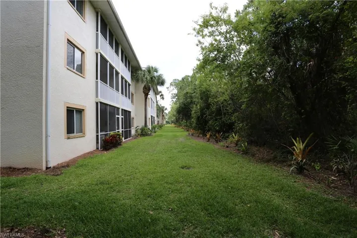 7811  Regal Heron  CIR, Naples, FL 34104