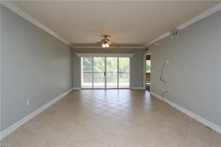 7811  Regal Heron  CIR, Naples, FL 34104