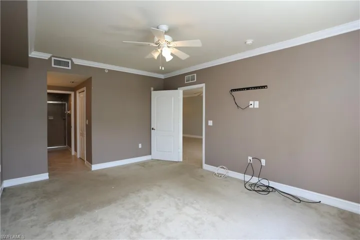 7811  Regal Heron  CIR, Naples, FL 34104