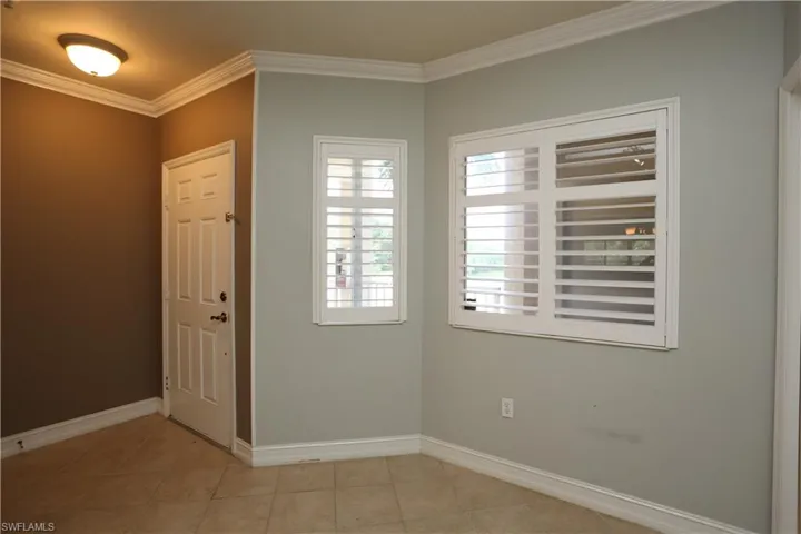 7811  Regal Heron  CIR, Naples, FL 34104