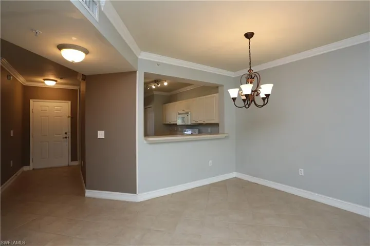 7811  Regal Heron  CIR, Naples, FL 34104