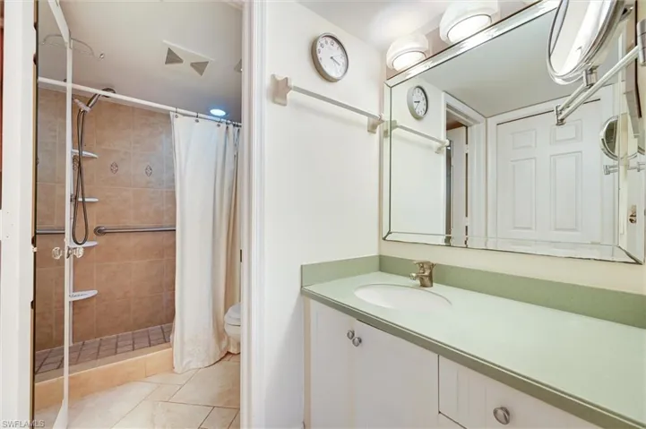 3032 Sandpiper Bay Cir G205, Naples, Florida 34112