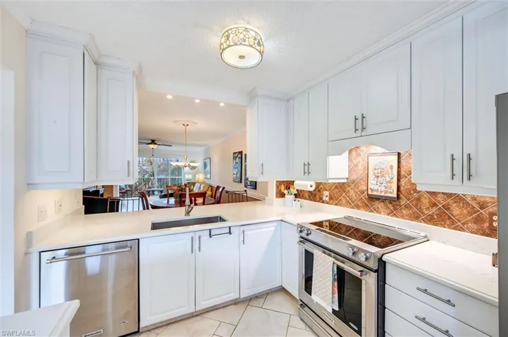3032 Sandpiper Bay Cir G205, Naples, Florida 34112