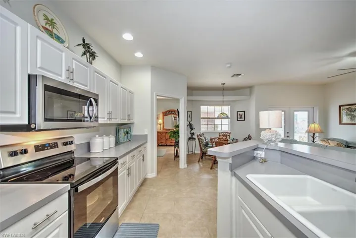 19984  Lake Vista N CIR, Lehigh Acres, FL 33936