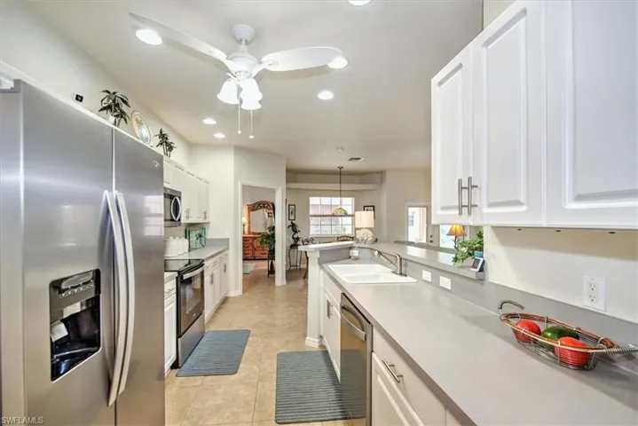 19984  Lake Vista N CIR, Lehigh Acres, FL 33936
