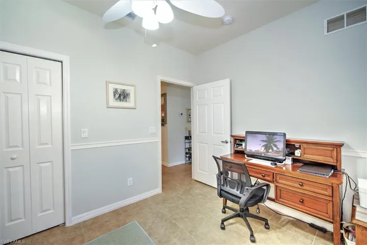 19984  Lake Vista N CIR, Lehigh Acres, FL 33936