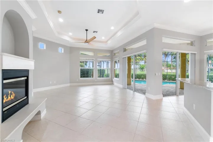 Family Room & Lanai