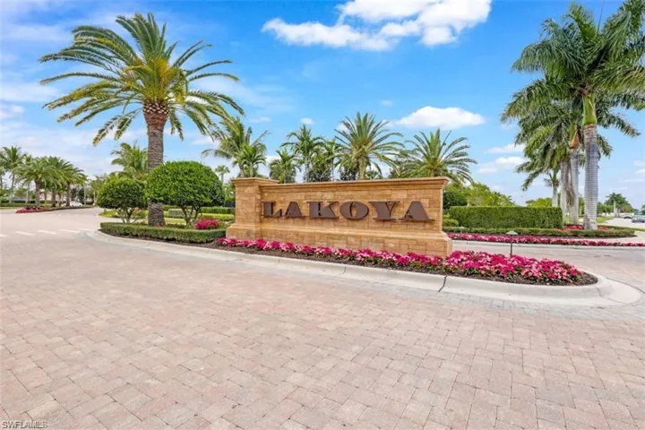 6315 Serano Way, Naples, Florida 34113