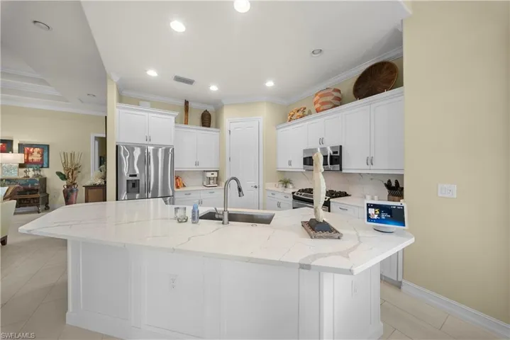 6315 Serano Way, Naples, Florida 34113