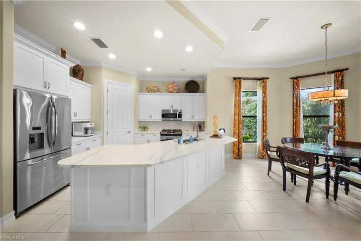 6315 Serano Way, Naples, Florida 34113