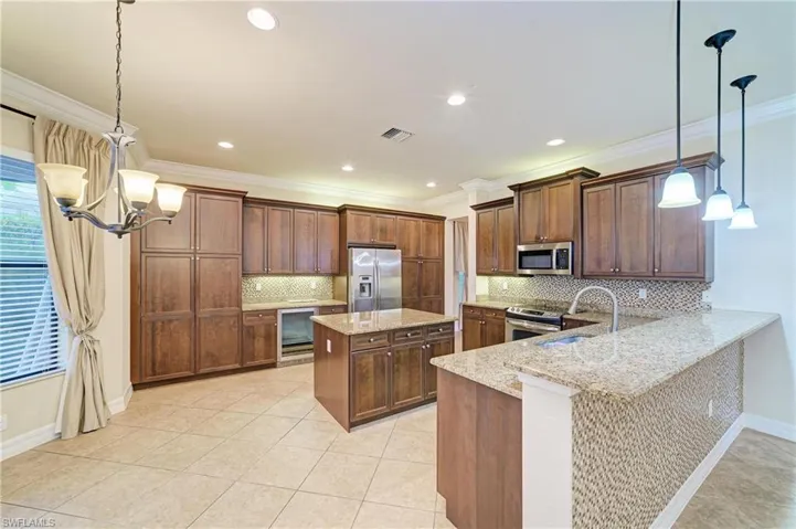3701  Pleasant Springs  DR, Naples, FL 34119