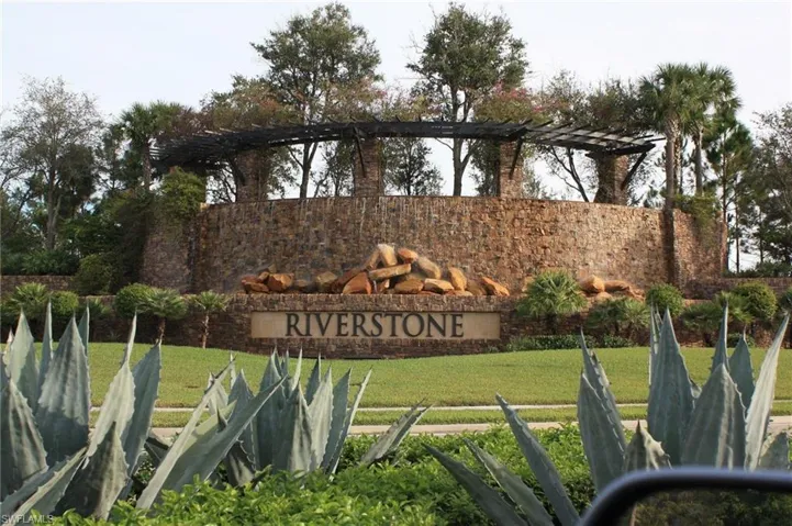 3701 Pleasant Springs Dr, Naples, Florida 34119
