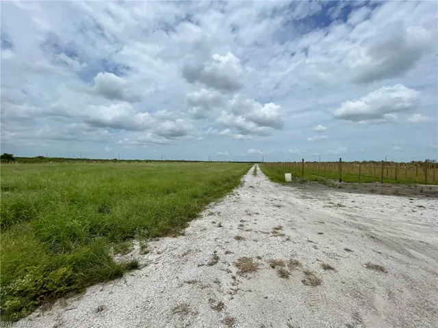 5567 5th Rd, Labelle, Florida 33935