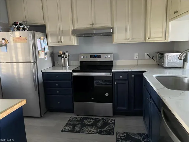 Beautiful kitchen cabinets
