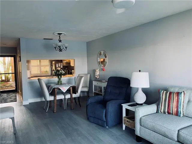 11060  Caravel  CIR, Fort Myers, FL 33908