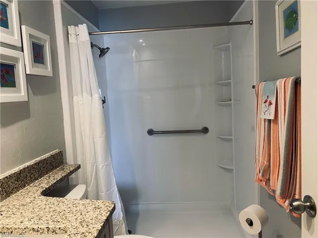 11060  Caravel  CIR, Fort Myers, FL 33908