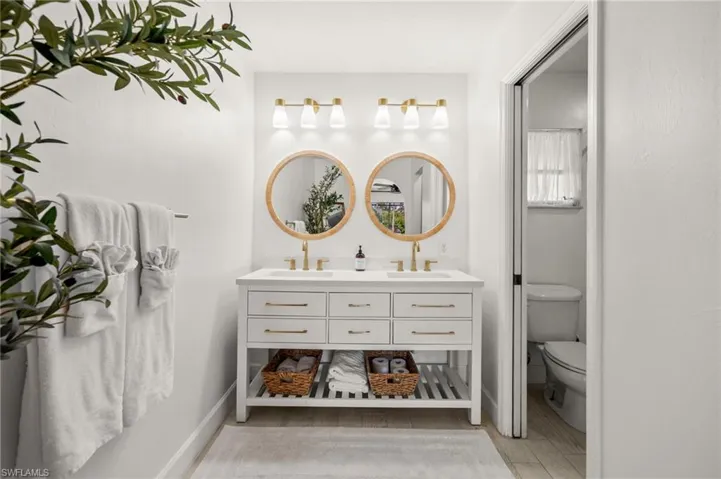 Dual sinks in the primary