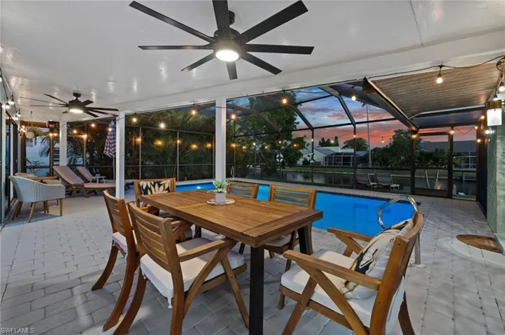 Have dinner next to the pool